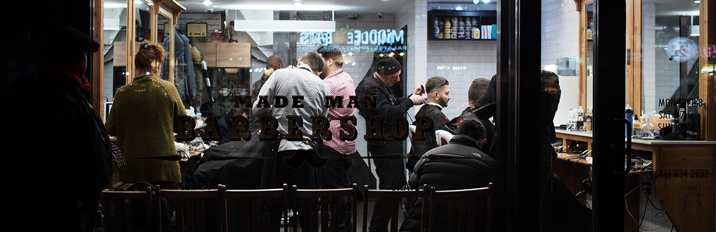 Barbershop in New York, seen from outside